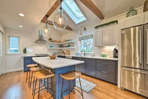 Image of Chic Manistee Cottage Steps to Lake Michigan!