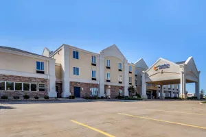 Image of Comfort Inn & Suites Perry I-35