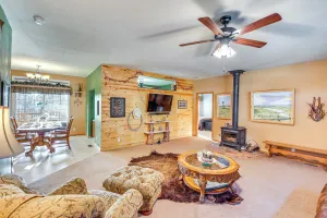 Image of 5 Mi to Town: Mtn-view Gem w/ Deck in Hot Springs