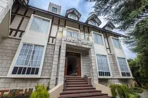 Image of The Lynden Grove