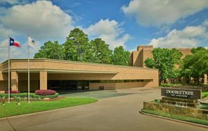 Image of DoubleTree by Hilton Houston Intercontinental Airport