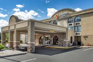 Image of Comfort Inn Edison - New Brunswick