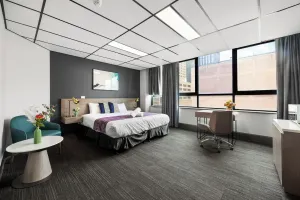 Image of Cosmo on Bank