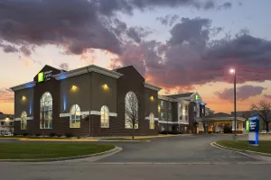 Image of Holiday Inn Express Hotel & Suites Brookings by IHG