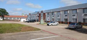 Image of Red Roof Inn & Suites Euless - DFW Airport Southwest