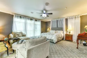 Image of Sherrills Ford Escape with Hot Tub, Deck and Yard