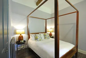 Image of Beautiful old cottage sleeps 6 near Bath