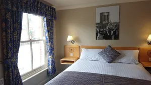 Image of The Queens Hotel
