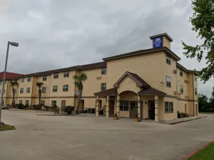 Image of Americas Best Value Inn & Suites-Winnie