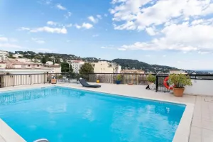 Image of Adonis Cannes - Hôtel Thomas