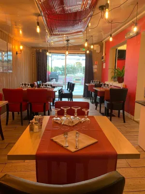Image of Au Petit Bonheur