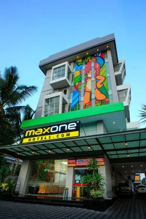 Image of Ascent Hotel & Cafe Malang