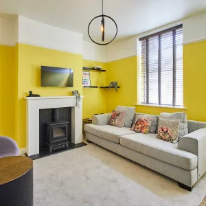 Image of Wild Springs - Centraly Located House With Free Parking
