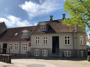 Image of Huset ved springvandet