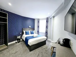 Image of George Hotel