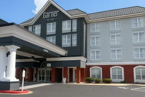Image of Garner Hotel Evansville East