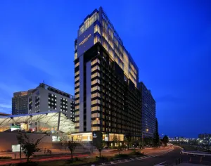 Image of THE SINGULARI HOTEL & SKYSPA at UNIVERSAL STUDIOS JAPAN