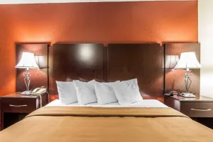 Image of Wingate by Wyndham Marietta Conference Center Ohio