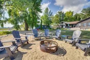 Image of Family-Friendly Ottertail Home on Rush Lake!
