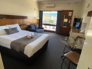 Image of Hi Way Eight Motor Inn