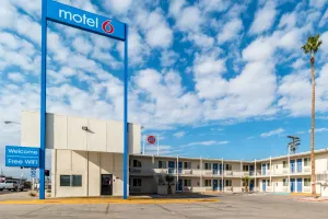 Image of Motel 6-Blythe, CA - South
