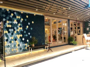 Image of Kinnon Deluxe Hostel Coworking Cafe