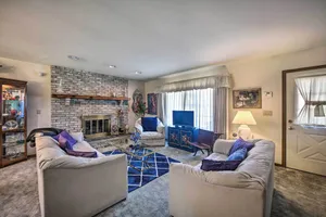 Image of 12 Mi to Hersheypark Family Home with Deck!