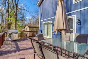 Image of Walk to Lake Harmony: Family Retreat w/ Decks!