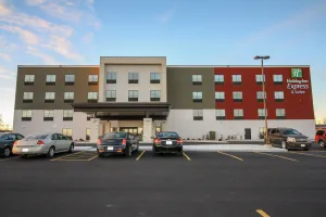 Image of Holiday Inn Express & Suites - Kirksville - University Area by IHG