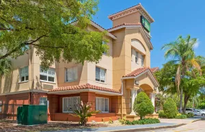 Image of Extended Stay America Premier Suites - Fort Lauderdale - Cypress Creek - Park North