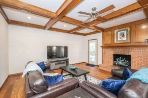 Image of Luxurious Dream Home For 10!