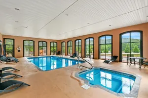 Image of Econo Lodge Helen