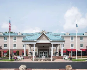 Image of Comfort Inn & Suites Sturbridge-Brimfield