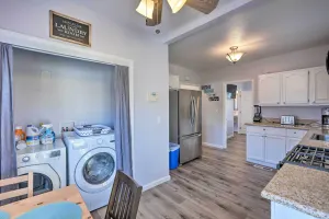 Image of Pet-friendly Sacramento Home ~ 5 to Downtown!