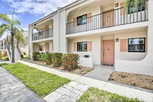 Image of Cheery Condo with Pool Access 3 Miles to Beach!