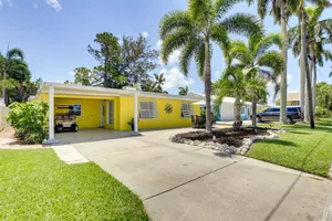 Image of 2 Mi to Bradenton Beach Water-View Home with BBQ