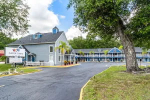 Image of GatorTown Inn