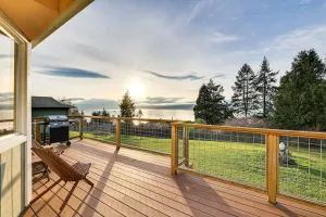 Image of Port Townsend Escape w/ Deck, Bay & Mountain Views