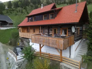 Image of Apartment in Ebene Reichenau With Garden