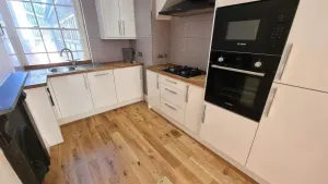 Image of Hull Spacious Apartment 7