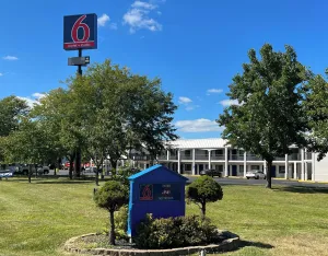 Image of Studio 6 Suites - Lafayette, IN