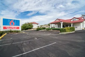 Image of Motel 6-Globe, AZ