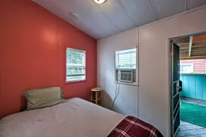 Image of Cozy Middle Bass Cabin with Grill and Lagoon Access!