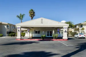 Image of Merced Inn & Suites