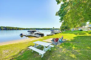 Image of Lakefront Family Home in Three Rivers!