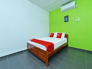 Image of OYO 90315 Chalet Pantai Rantau Panjang