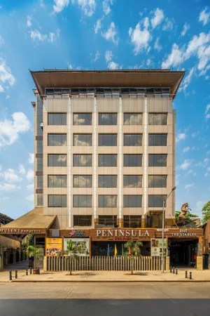 Image of Hotel Peninsula Redpine