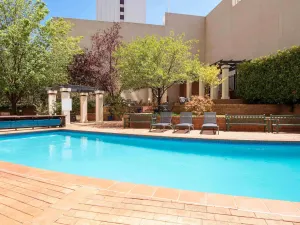 Image of BreakFree Capital Tower Apartments