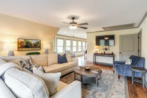 Image of Farm & Lake Views: Rural Mississippi Loft Apt