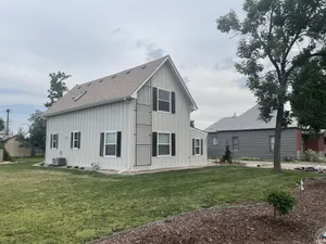 Image of Bright and Stylish Home - Great Central Location!